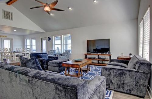 Port Aransas House | Livin' On Cloud 9 IPE122