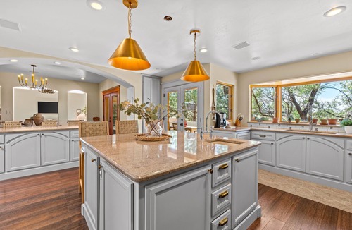 North Albuquerque Acres House | Location, Location! Unforgettable Sunsets-Balloon Fiesta dream home!