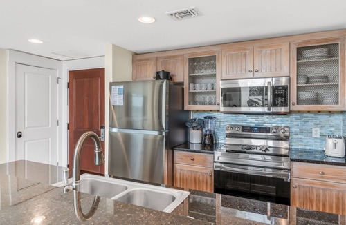 Baytowne Wharf House | Lockout Unit ~ Bayside Resort ~ Spacious Balcony ~ Resort Pool
