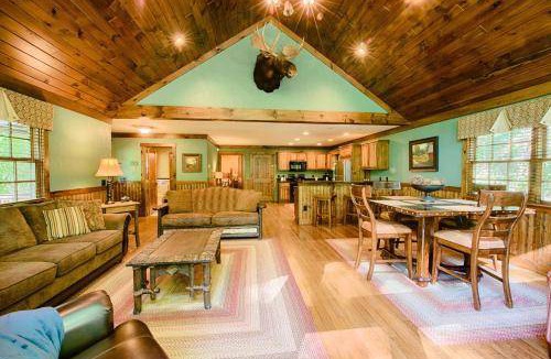 Tapoco Cabin | Lodge ∙ 6 guests