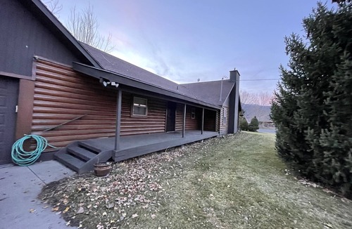 Charleston Cabin | Log Family Cabin in the great Heber Valley, Wasatch County Mountains