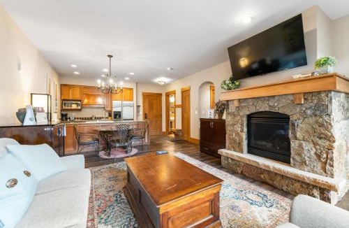 River Run Apartment | Lone Eagle #3017