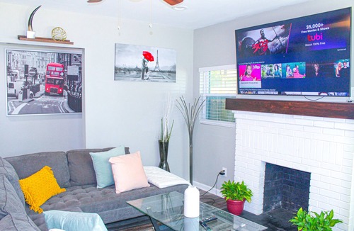 East Point House | Lovely 3BR 3BA Home minutes from Airport/Downtown Atlanta