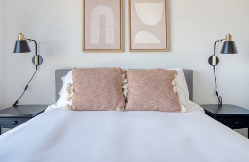 Five Points Apartment | Luxe Five Points 2BR w/ Roof Deck & Gym, walk to RiNo bars, by Blueground