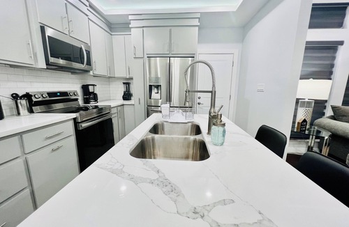 McAllen House | Luxurious 4-bedroom house in the ❤️of McAllen