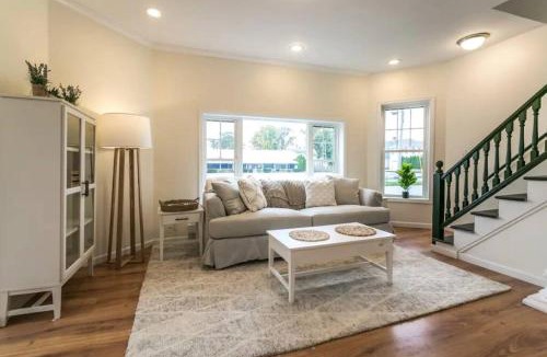 Sylvan Beach House | Luxurious 5 BR Home in the Heart of Sylvan Beach