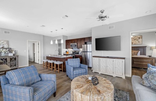 Rolling Mill Hill Condo | Luxurious Downtown High floor Corner-2bd2bth-#520