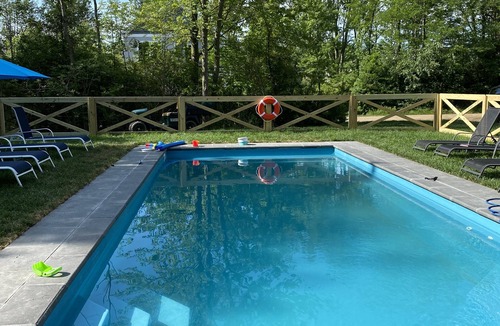 Miami Park House | Luxurious Home w/tram to beach, heated pool, stunning views, gourmet kitchen