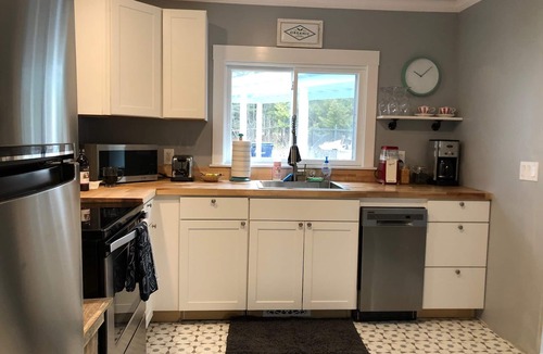 Oden House | Luxurious Vacation Cottage - Minutes From Ski Resorts And Steps From The Lake!