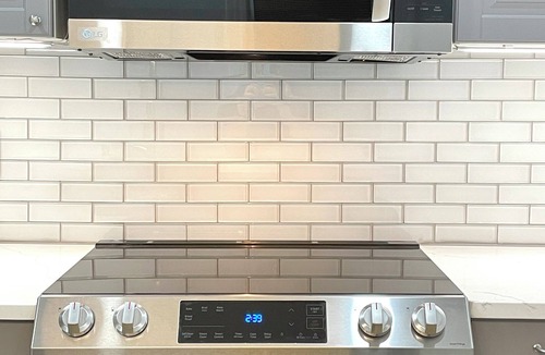 Clifton Heights Apartment | Luxury 1BR Apt near UC CCM, Downtown Cincinnati, Hospital and Zoo w/Parking, 1FL