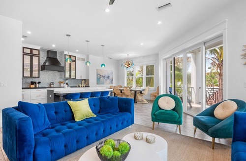 Bradenton Beach House | Luxury 7 Bedroom Home! Beach views, Private Pool, Spa, and Rooftop Deck!