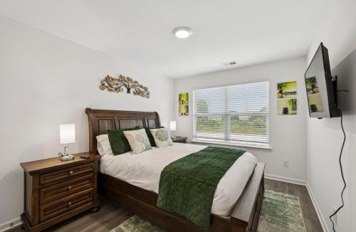 Spring Hill House | Luxury Comfortable 3br Home!