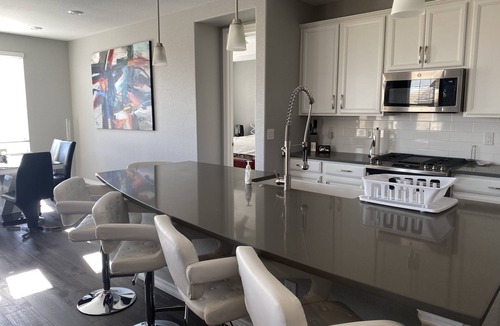 Arvada House | Luxury home near mountains, Boulder and Denver. Under an hour to ski resorts!