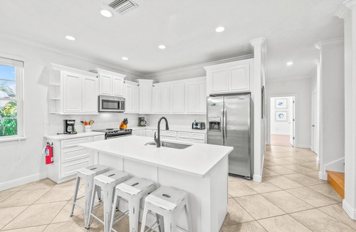 Holmes Beach House | Luxury Home with Private Pool and Spa! Short Walk to Beach! - Mojito Splash