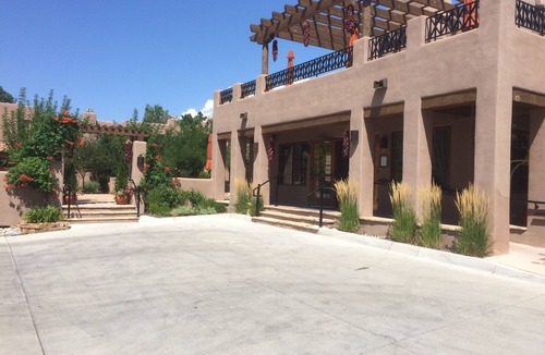Downtown Santa Fe Condo | Luxury in "THE HEART OF" Santa Fe! 3 Bed/3 Bath Townhouse 3 block walk to Plaza