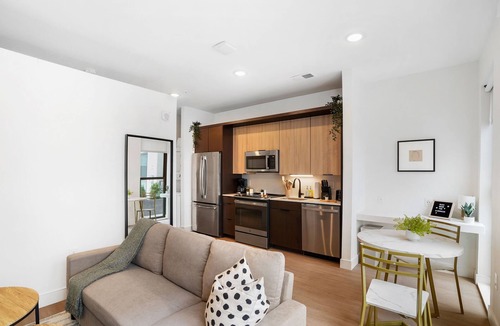 Pendleton Apartment | Luxury Living in OTR: 1-BR Oasis With Free Parking+Pool+Gym