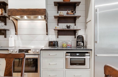 Downtown Apartment | Luxury Loft in Downtown Columbia with Rooftop Terrace