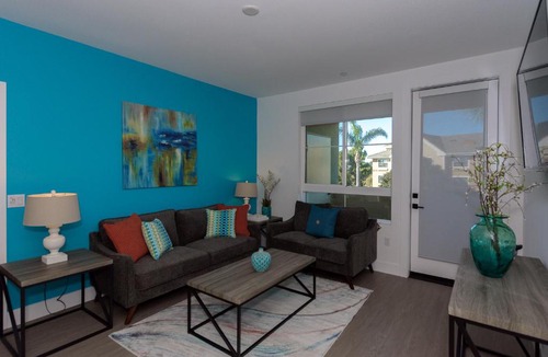 Carlsbad Village Apartment | Luxury Loft with Spa& Gym Close to Beach