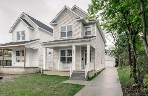 Cleveland House | Luxury New 3BR CLE Clinic UnivCircle Little Italy