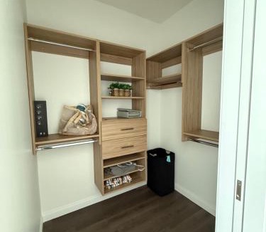 Streeterville Apartment | Luxury on the Lake - Chicago High Rise