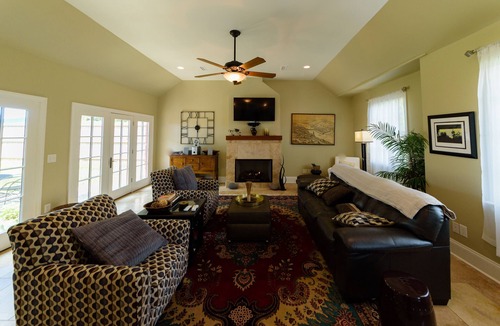 Hillsboro West End House | Luxury Stay walk to Vanderbilt, Music Row, West End, Belmont, Hillsboro Village