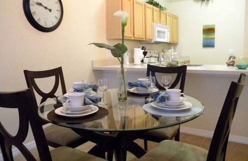 Loughman Villa | Luxury 'The Devine Villa' Private Pool & Free WIFI & local calls