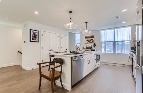 Arvada House | Luxury Townhome - Olde Town Arvada