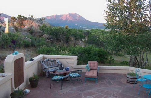 La Veta Villa | Luxury Villa with unobstructed Rocky Mountain & nature views in every direction