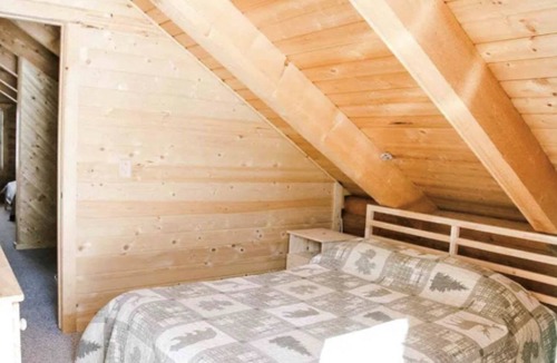 Heber City Cabin | Magical Log Cabin in the Woods. 20 miles from ski resorts. Family Friendly!