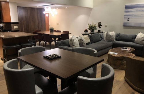 Vail Condo | Magnificent Pent House 4bd 4ba pool and Hot tub In vail Village. Lic#008001