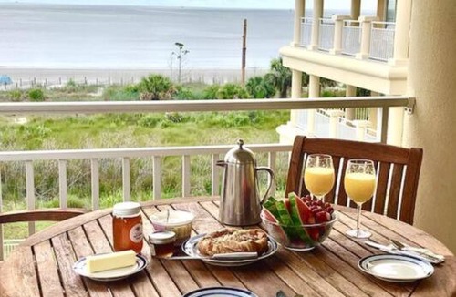 Daufuskie Island Villa | Magnificent Views w/ a Balcony