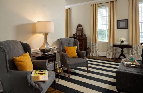 Humboldt Bed & Breakfast | Magnolia Manor and Chapel