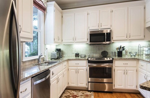 Lake Oconee House | Marina Cottage @ Reynolds On Lake Oconee inside & near Ritz Carlton