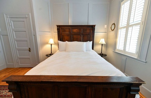 Edenton Bed & Breakfast | Mariner Room - Captain's Quarters Inn, Downtown Historic Edenton