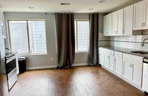 North Philadelphia West Apartment | Massive New 9 beds/2.5 bath Sleeps 18 w/Rooftop