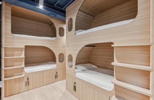 West End Hostel | Meco Hotel