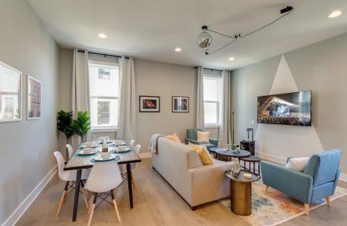 Nashville House | Mega Home - 24 Beds and Karaoke