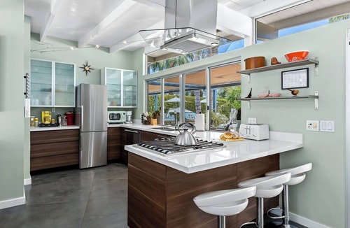 The Mesa House | Mesa Mid-Century - Walk to South Palm Springs!