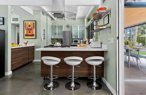 The Mesa House | Mesa Mid-Century - Walk to South Palm Springs!