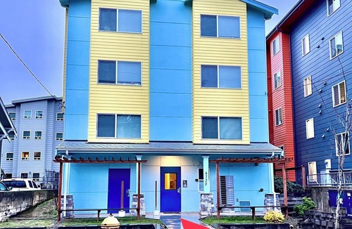University District Apartment | MICRO Studio Apartment in University District. 10 Mins Walk to University of WA