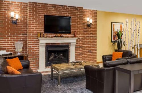 Roseland Hotel | Microtel by Wyndham South Bend Notre Dame University