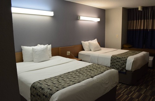 Linthicum Heights Hotel | Microtel Inn & Suites by Wyndham Baltimore BWI Airport