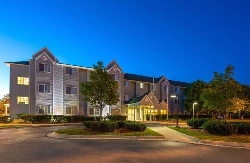 Thurston Hotel | Microtel Inn & Suites by Wyndham Ann Arbor