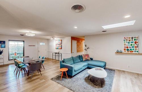 Lubbock House | Mid-Century Memories
