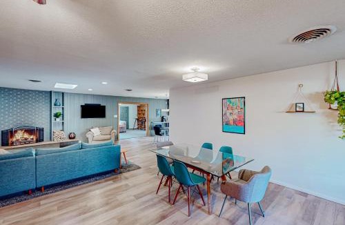 Lubbock House | Mid-Century Memories