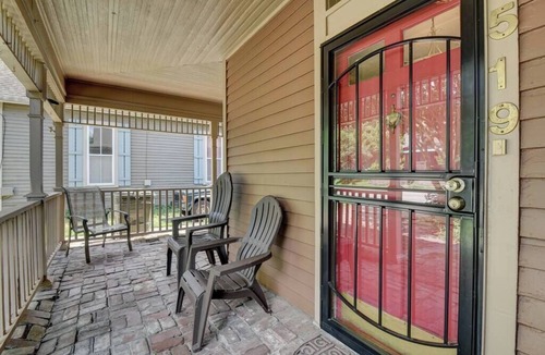 Lenox House | Midtown Charm walkable to Overton Square