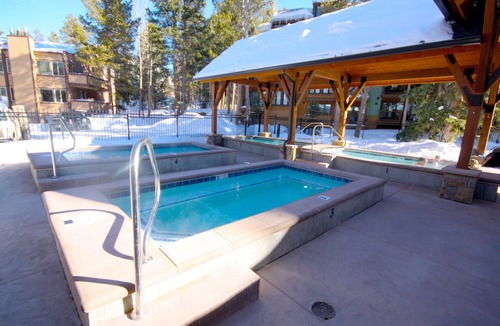 Warrior's Mark Condo | Miner's Candle #3: Cozy - Close to Town and Slopes - Pool and Hot Tub Access