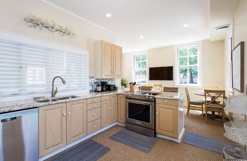 Narragansett Pier House | Mirimar - High-End Elegant Victorian Estate in Narragansett Pier