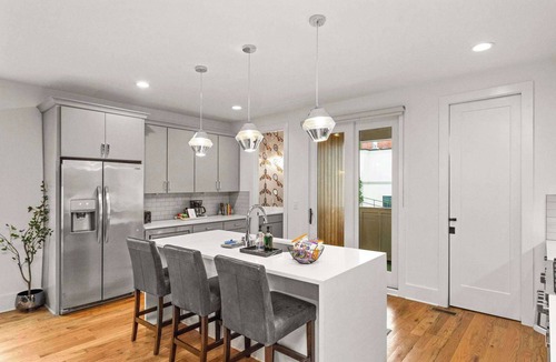 Eighth Avenue House | "MIX" Your Own Personal Broadway on 8th Ave South