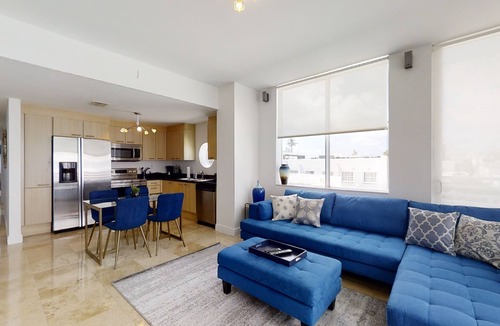South of Fifth Condo | Modern 2BD in South Beach - Steps to the beach